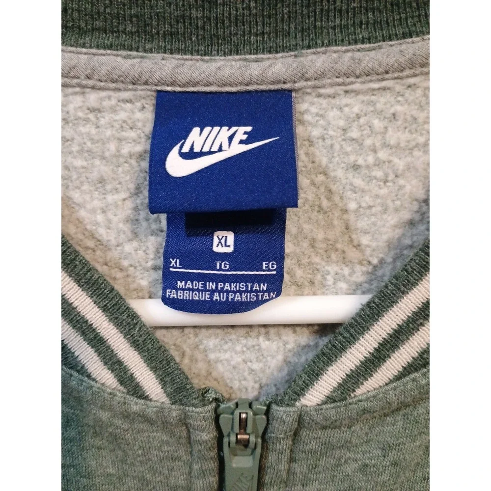 Nike sportswear varsity